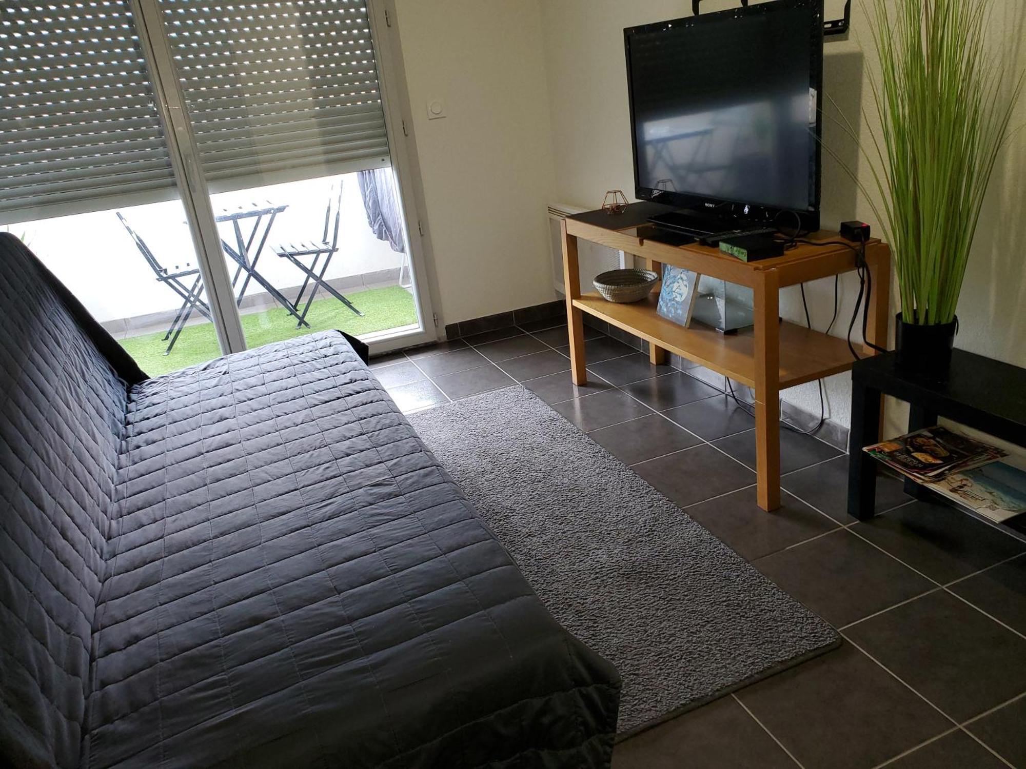 Gk2Night, Appartement Avec Parking Sous Sol Gratuit Μασσαλία Δωμάτιο φωτογραφία